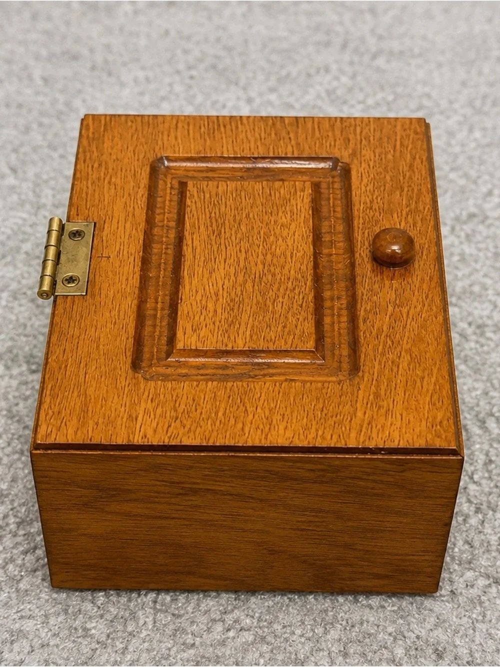 Vintage Solid Wood Keepsake Box with Hinged Lid – Small Storage Chest